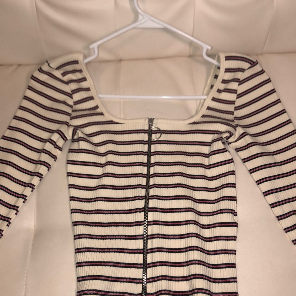 Zip up stripped shirt :)